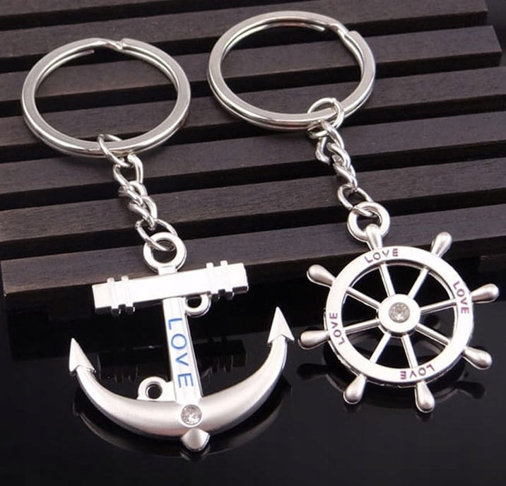 breloczki-dla-zakochanych-kotwica-ster-dla-niej-dla-niego
