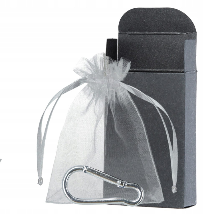 w-co-mam-zapakowac-maly-prezent-dla-chlopaka-na-dzien-chlopaka-na-walentynki